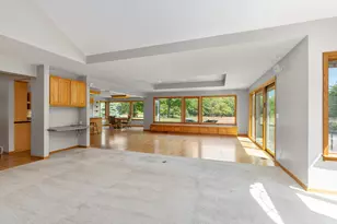 3252 N 160th Ave, Holland, MI 49424 - Photo 9
