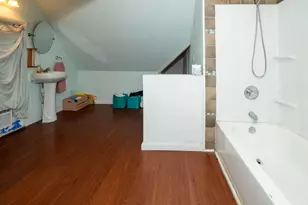 436 E Division St, Dowagiac, MI 49047 - Photo 23
