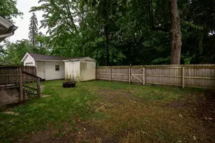 436 E Division St, Dowagiac, MI 49047 - Photo 33