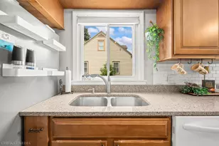 2225 S Cleveland Ave, Saint Joseph, MI 49085 - Photo 9