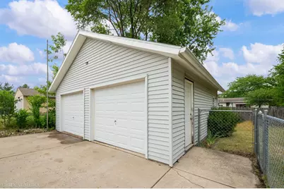 2225 S Cleveland Avenue, Saint Joseph, MI 49085 - Photo 37