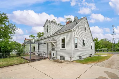 2225 S Cleveland Avenue, Saint Joseph, MI 49085 - Photo 45