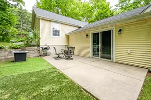 6278 Harrison St, Coloma, MI 49038 - Photo 17