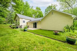 6278 Harrison St, Coloma, MI 49038 - Photo 15
