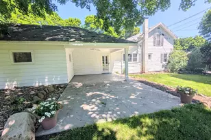 1020 S Marshall Ave, Marshall, MI 49068 - Photo 7