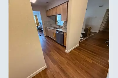 111 Fieldcrest #104, Ann Arbor, MI 48103 - Photo 3