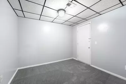 12111 S Sherman Lake Drive, Augusta, MI 49012 - Photo 17