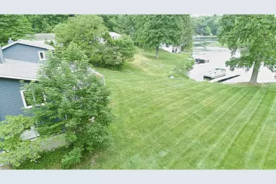 12111 S Sherman Lake Drive, Augusta, MI 49012 - Photo 21