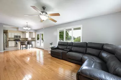 12111 S Sherman Lake Drive, Augusta, MI 49012 - Photo 5