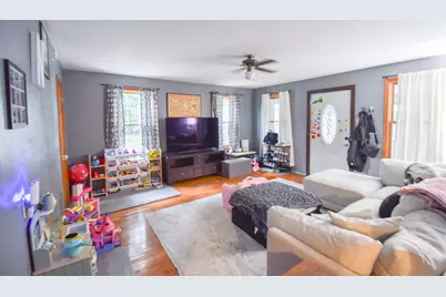 257 Winona Street, Bronson, MI 49028 - Photo 9