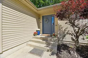 12589 Ed Berth Dr, New Buffalo, MI 49117 - Photo 27