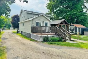 152 N Main St, Woodland, MI 48897 - Photo 9