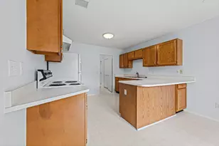 6640 Deerhurst Dr, Westland, MI 48185 - Photo 13