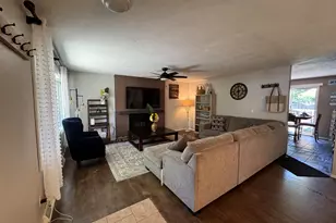 4018 Woodland Ln, Saint Joseph, MI 49085 - Photo 5