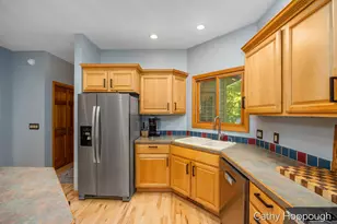 470 Caroline St, Ionia, MI 48846 - Photo 13