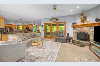 470 Caroline Street, Ionia, MI 48846 - Photo 9