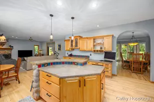 470 Caroline St, Ionia, MI 48846 - Photo 15