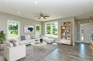 9 Aviara Oaks Pkwy, Jackson, MI 49201 - Photo 3