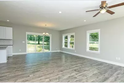 9 Aviara Oaks Parkway, Jackson, MI 49201 - Photo 5