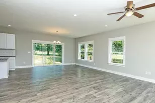 9 Aviara Oaks Pkwy, Jackson, MI 49201 - Photo 5