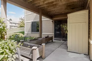 350 Briarcrest Dr, Ann Arbor, MI 48104 - Photo 3