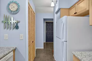 350 Briarcrest Dr, Ann Arbor, MI 48104 - Photo 7