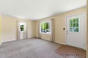 197 Carrie St, Sparta, MI 49345 - Photo 5