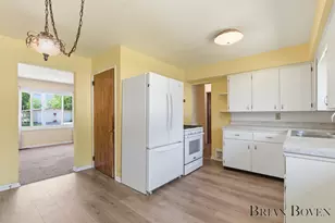 197 Carrie St, Sparta, MI 49345 - Photo 7