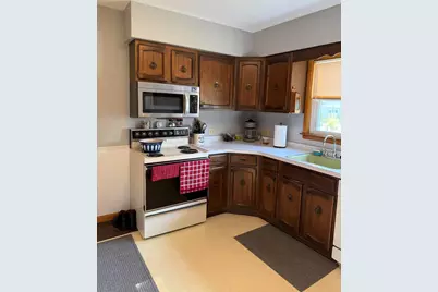 2326 Sunset Lane, Adrian, MI 49221 - Photo 7