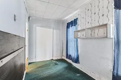 307 E State Street, Vicksburg, MI 49097 - Photo 15