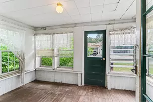 307 E State St, Vicksburg, MI 49097 - Photo 3