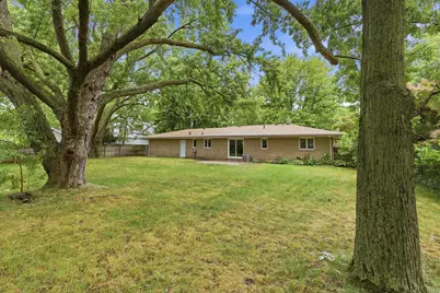 672 Jakway Avenue, Benton Harbor, MI 49022 - Photo 5