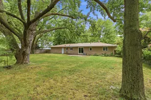 672 Jakway Ave, Benton Harbor, MI 49022 - Photo 5