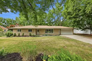 672 Jakway Ave, Benton Harbor, MI 49022 - Photo 1