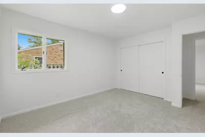 672 Jakway Avenue, Benton Harbor, MI 49022 - Photo 17