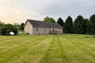 7885 Lancaster Ln, East Leroy, MI 49051 - Photo 3