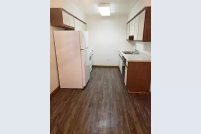 8338 Shields Drive, Saginaw, MI 48609 - Photo 7