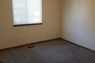 8338 Shields Dr, Saginaw, MI 48609 - Photo 3