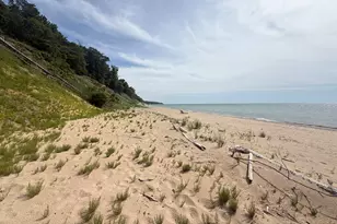 2450 Lakeshore Dr, Fennville, MI 49408 - Photo 9