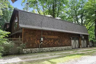 2450 Lakeshore Dr, Fennville, MI 49408 - Photo 11