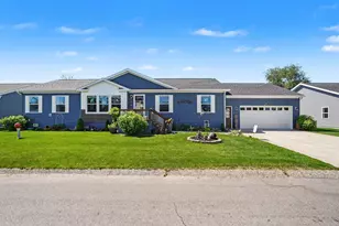 3676 Hollyfield Dr, Cedar Springs, MI 49319 - Photo 17