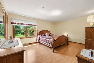 10130 Emerald Ct, Brooklyn, MI 49230 - Photo 11