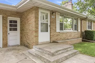 1551 S Windsor Dr, Saint Joseph, MI 49085 - Photo 39