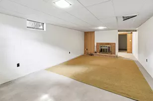 1551 S Windsor Dr, Saint Joseph, MI 49085 - Photo 25