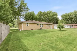 1551 S Windsor Dr, Saint Joseph, MI 49085 - Photo 29