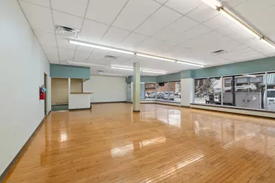 132 W Pearl Street, Jackson, MI 49201 - Photo 9
