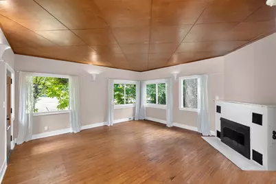 321 N Broadway Street, Cassopolis, MI 49031 - Photo 11
