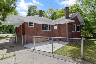 321 N Broadway St, Cassopolis, MI 49031 - Photo 7
