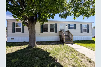 246 Center Green Meadow Street SE, Grand Rapids, MI 49548 - Photo 3