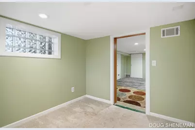 145 W Roosevelt Avenue, Zeeland, MI 49464 - Photo 39